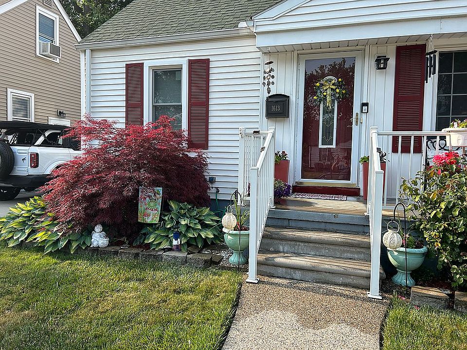 1st image of 1613 Donald Ave