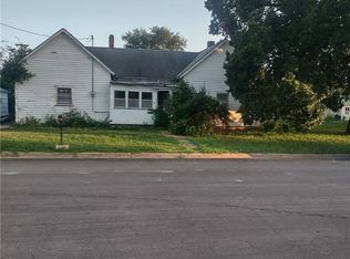 117 W North St, Lincoln, KS 67455