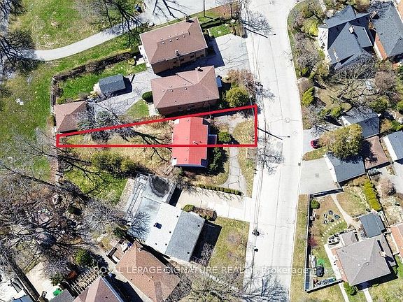 2nd image of 175B Lake Shore Dr