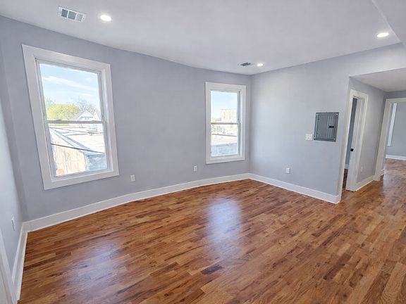 4th image of 172 Hollywood Ave Floor 2