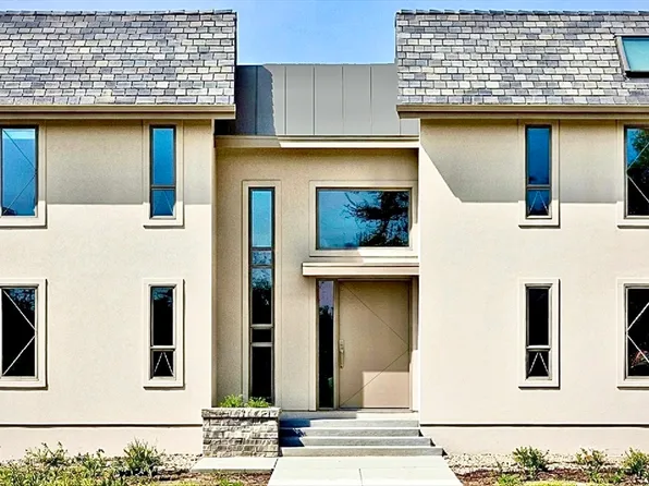 73 Beverly Rd, Brookline, MA 02467