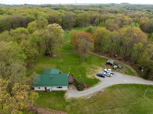357 Pohls Rd, Aliquippa, PA 15001