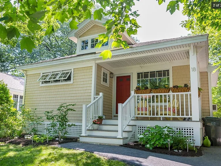 18 Taylor St — Photo 2