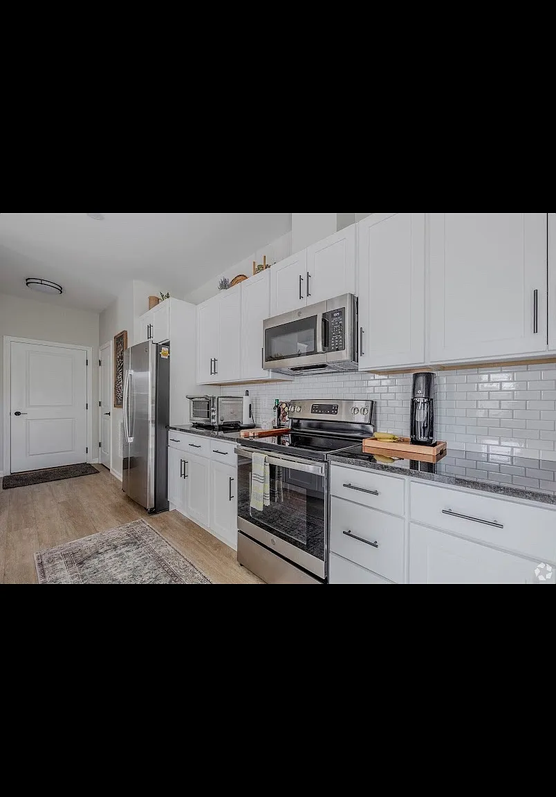 Grand Ryefield Dr, Bloomfield — Photo 1