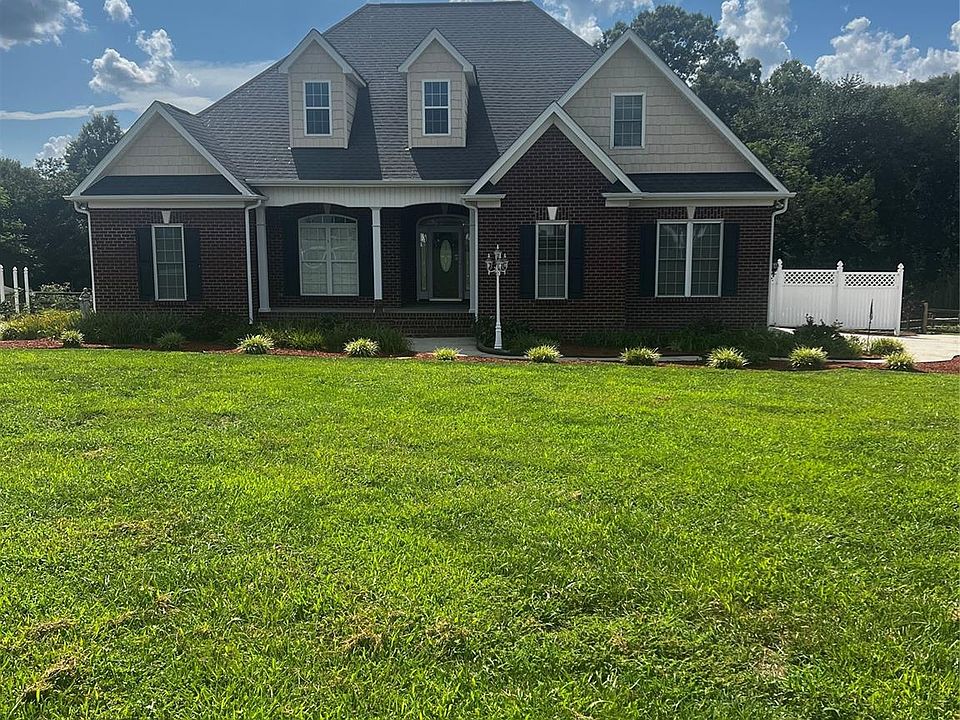 1st image of 4209 Cheshire Glen Dr