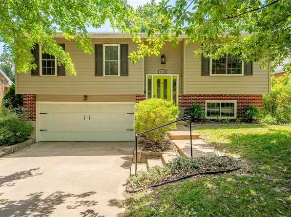 9706 Mueck Ter, Saint Louis, MO 63119