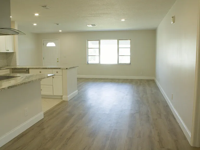 14243 El Clavel Way — Photo 5
