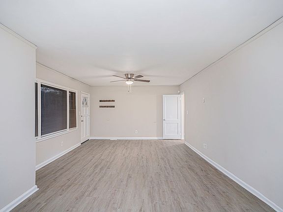 5th image of 864 Northview Dr