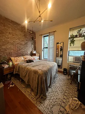 Rented by Fifth & Forever LLC | media 44