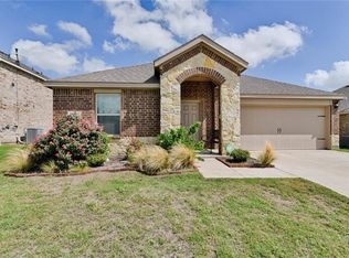 232 Thoroughbred St, Waxahachie, TX 75165
