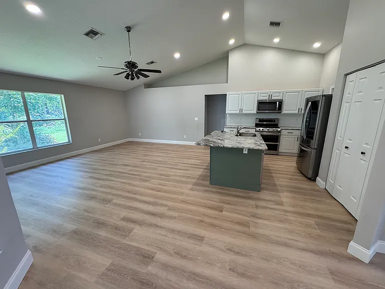 1845 Blue Heron Dr — Photo 16