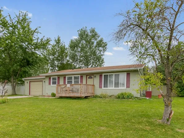 4838 N Clover Ln, Michigan City, IN 46360