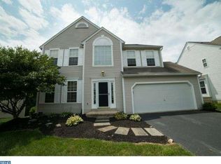 459 Carpenters Cove Ln, Downingtown, PA 19335