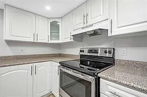 2095 Haig Dr — Photo 27
