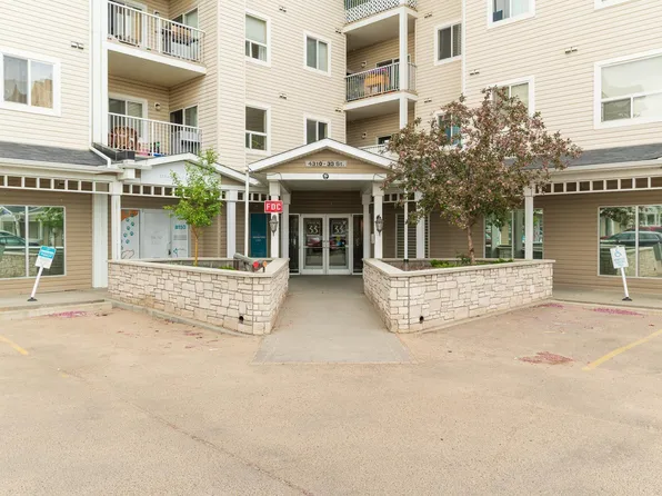 4310 33rd St #418, Stony Plain, AB T7Z 0A8