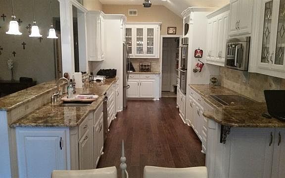 4th image of 6941 Katherine Ct