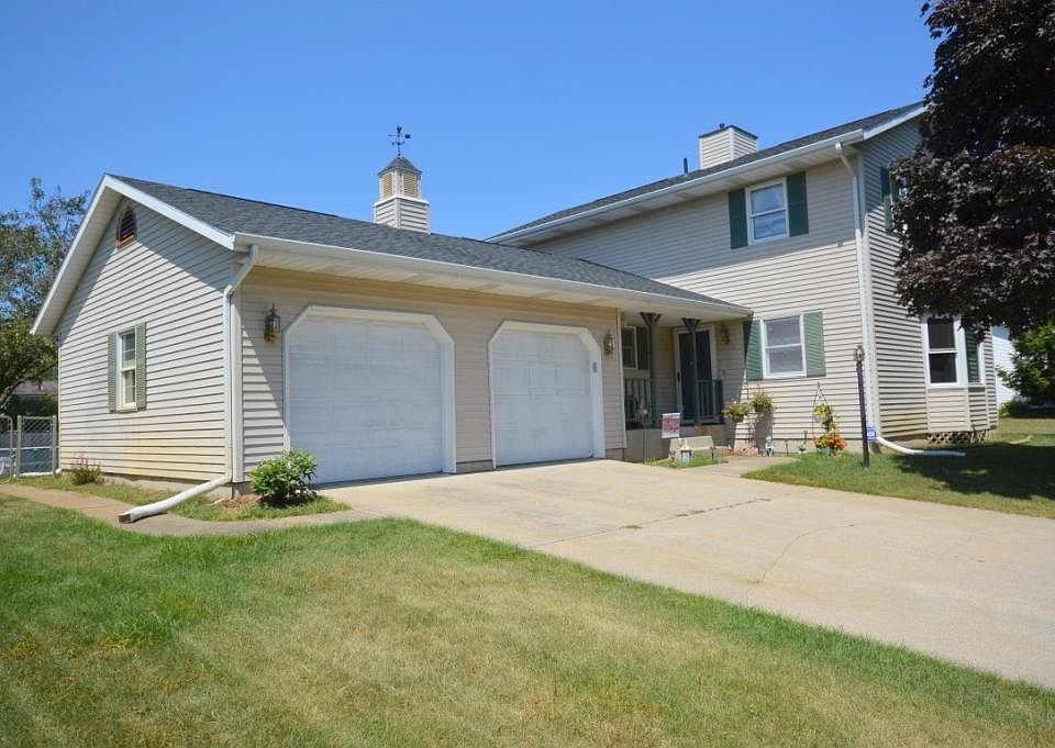 1st image of 54871 Luan Dr