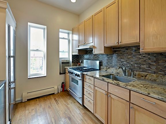 3rd image of 233 Greene Ave APT 4B