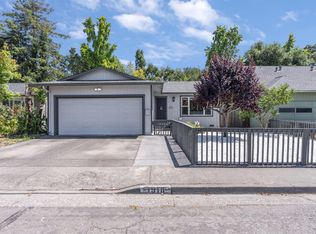 1918 Greeneich Avenue, Santa Rosa, CA 95401