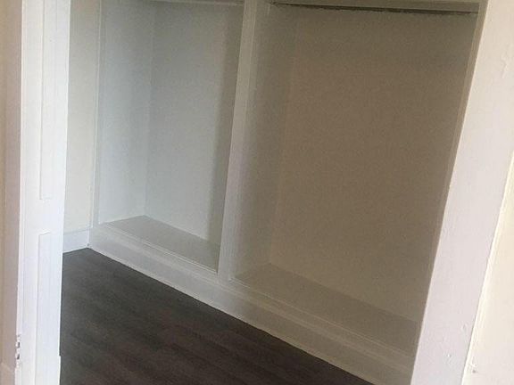 5th image of 2918 N Cicero Ave