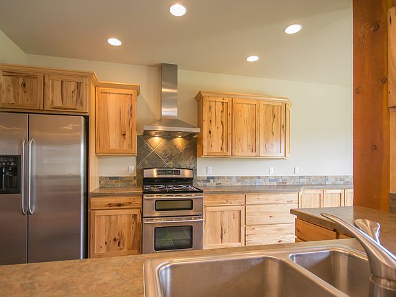 Large Open Concept Kitchen