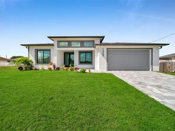 1322 NE 5th Pl, Cape Coral, FL 33909