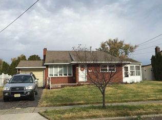 259 Meyner Dr, Bellmawr, NJ 08031