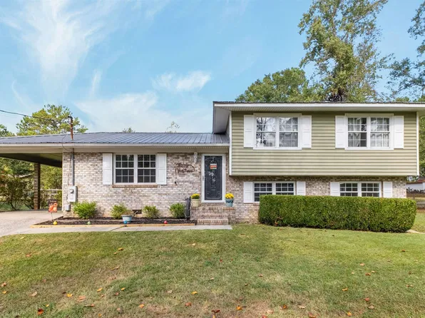 1815 Harts Ferry Rd, Ohatchee, AL 36271