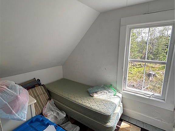 5th image of 4 Stuart Rd