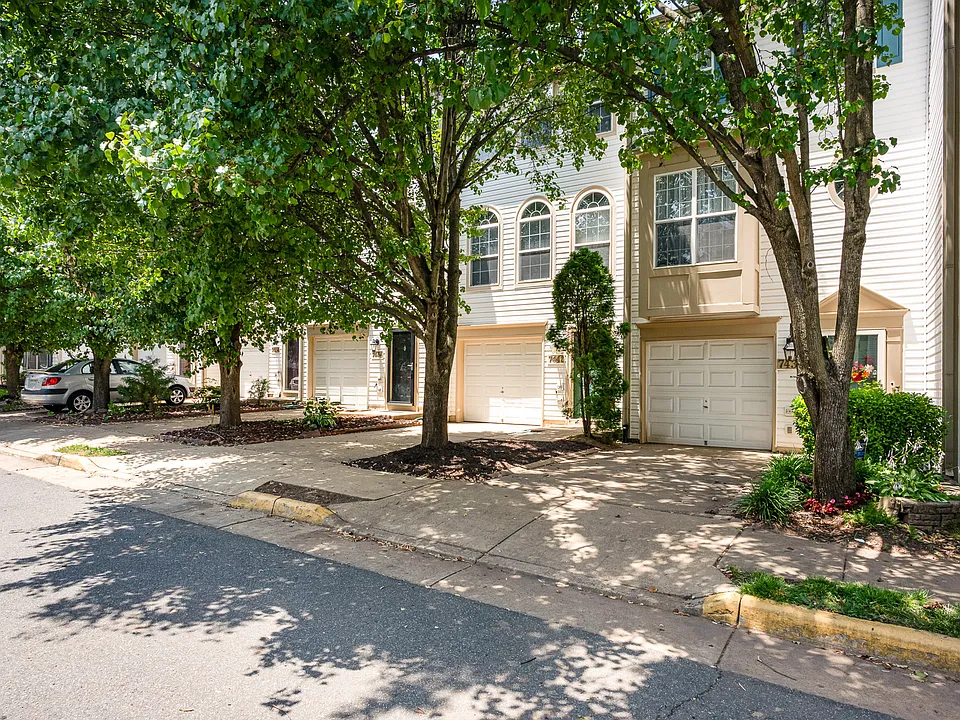 7442 Langholm Way