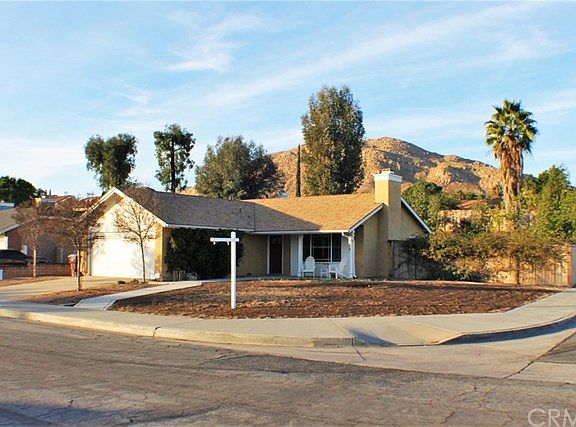 2nd image of 22652 Kinross Ln
