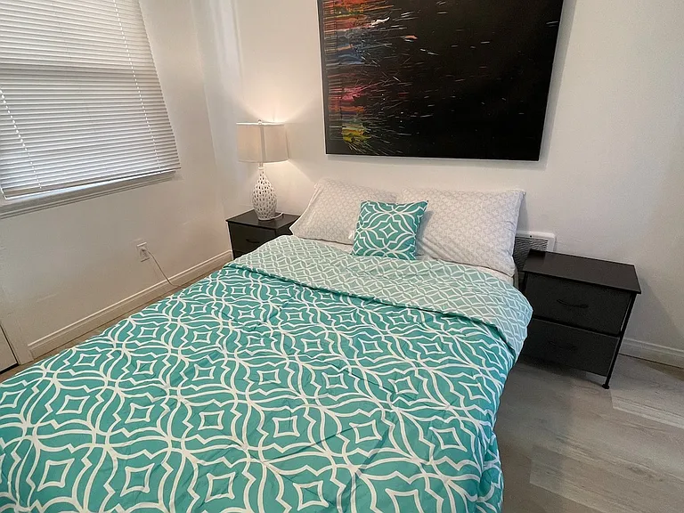 4336 Arizona St — Photo 10