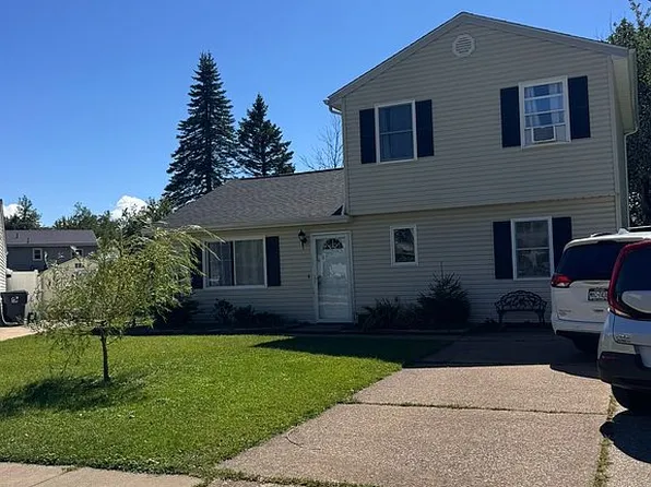 4908 Foxboro Ct, Erie, PA 16510