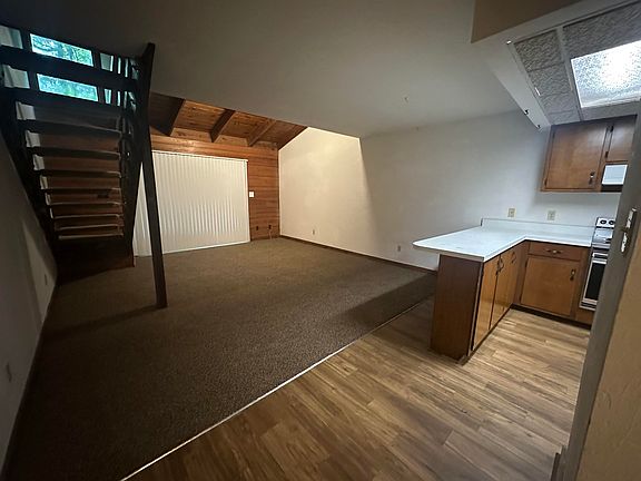 3rd image of 308 Wood Grove Ct APT 24