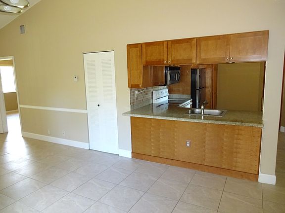 2nd image of 9450 SW 140th Ct #000