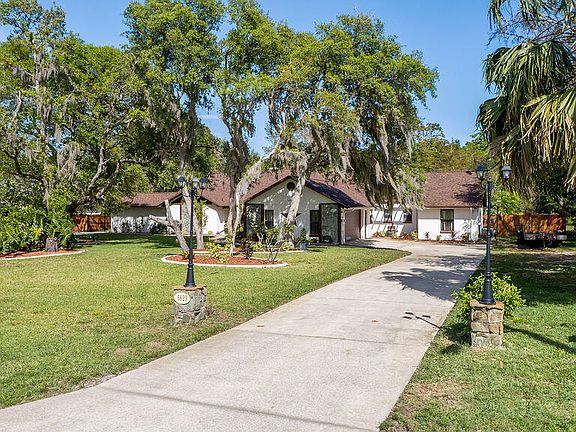 2nd image of 5829 Nob Hill Blvd