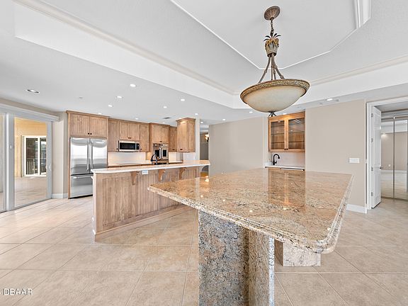 5th image of 2855 S Atlantic Ave APT 201