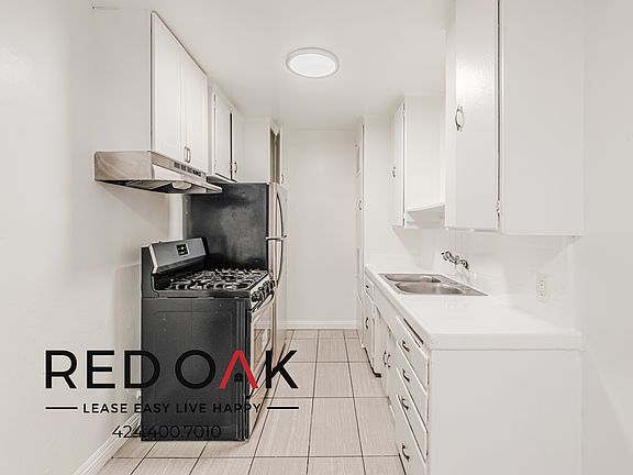 2nd image of 5832 Carlton Way APT 2