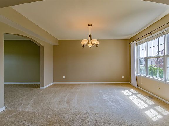 4th image of 7128 Stearman Dr