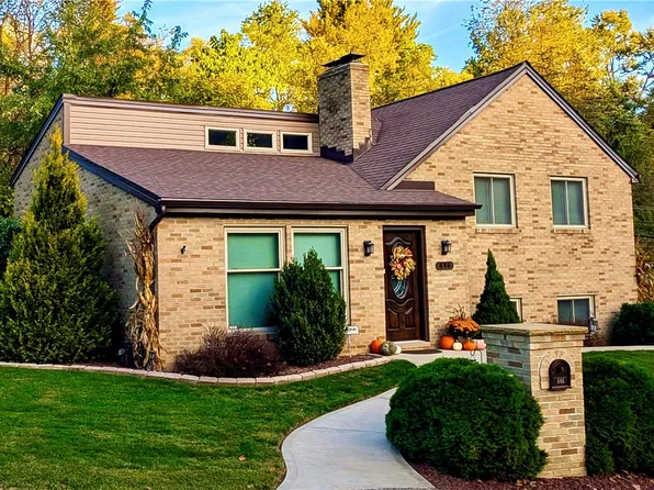 446 Lewis Run Rd, West Mifflin, PA 15122