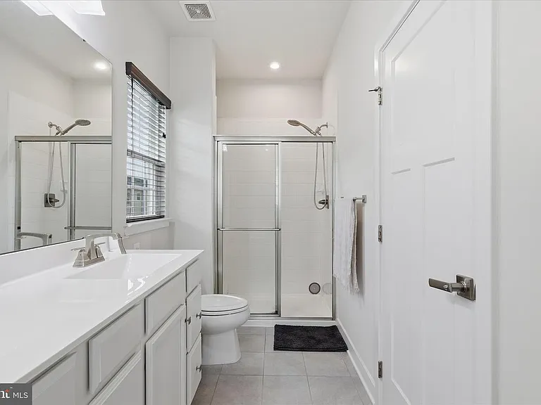 24595 Laurel Lake Ter — Photo 17