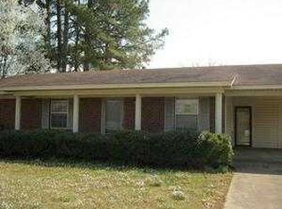 82 Torbert Dr, West Point, MS 39773