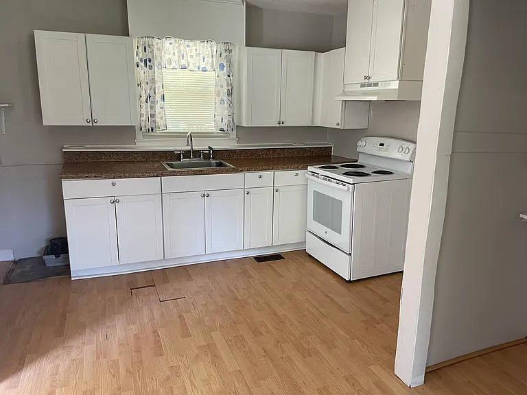 5651 Old Monroe Rd — Photo 4