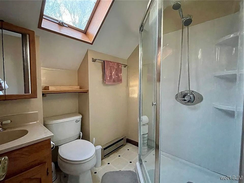 1st image of 25584 Chatworth Dr #1
