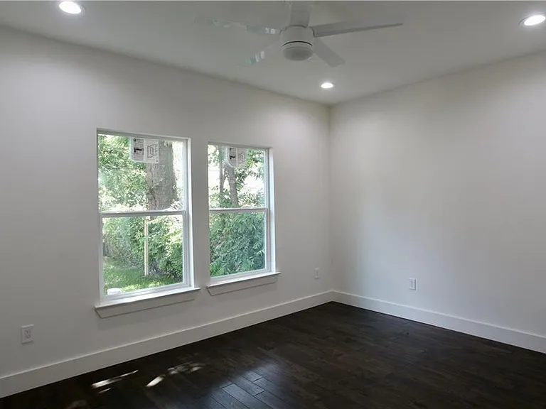 705 Harris Ave #A — Photo 8