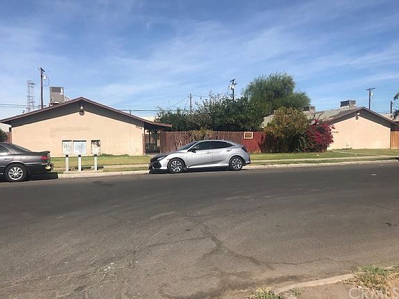 3rd image of 444 W Olive Ave