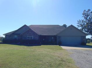 106 Ranch Ln, Wister, OK 74966