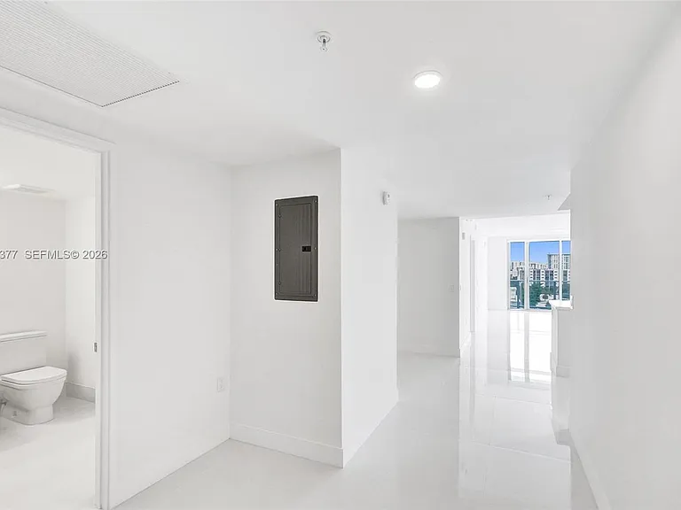 330 Sunny Isles Blvd #5-805 — Photo 4