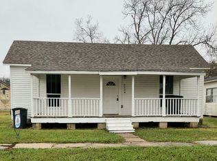 2504 Avenue H, Bay City, TX 77414