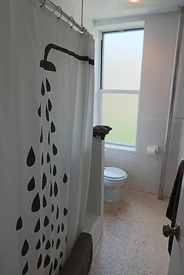 Rented by PMG Real Estate  | media 14